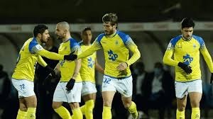 臭小子姨妈腰快断了 在线多人游戏中的搞笑时刻！